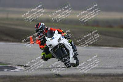 media/Nov-29-2025-TrackDaz (Sat) [[10ae2d9bce]]/B Group/Session 3 (Outside Grapevine)/